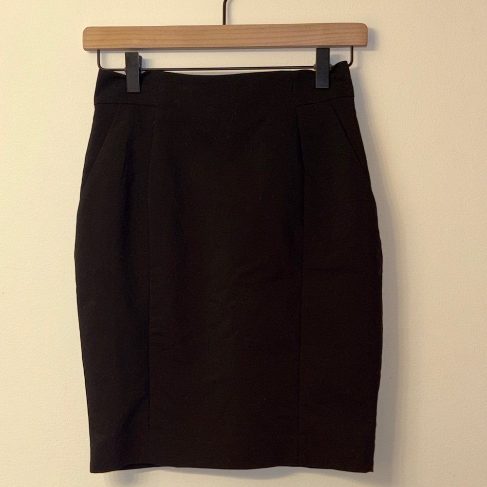 H&M Classic Black Pencil Skirt